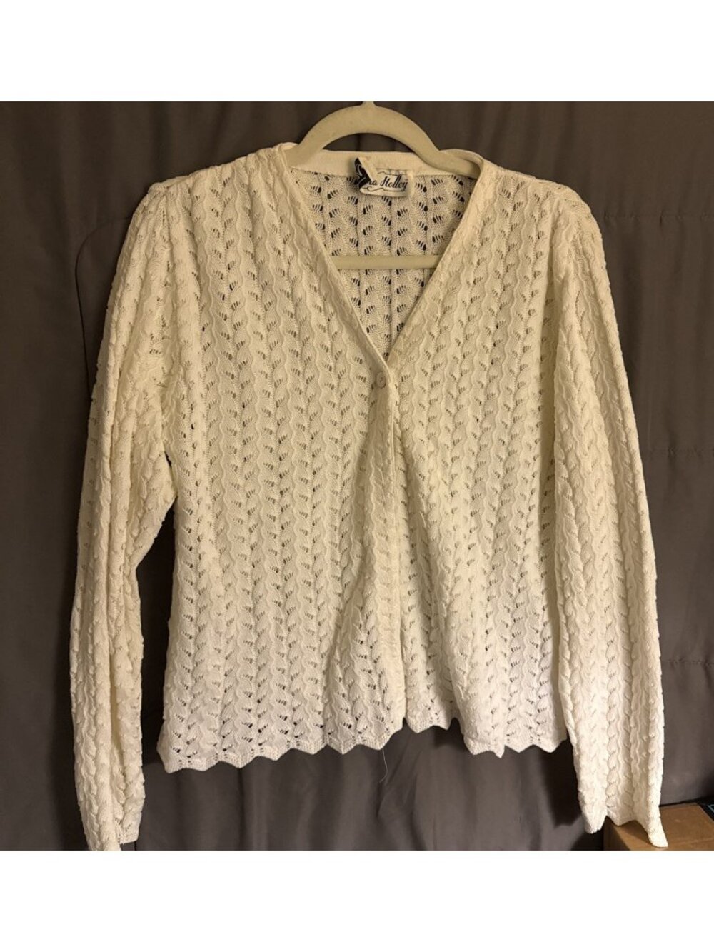 Victoria Holley Cardigan Sweater Cream Pearl Collar One Button Front Knit Womens